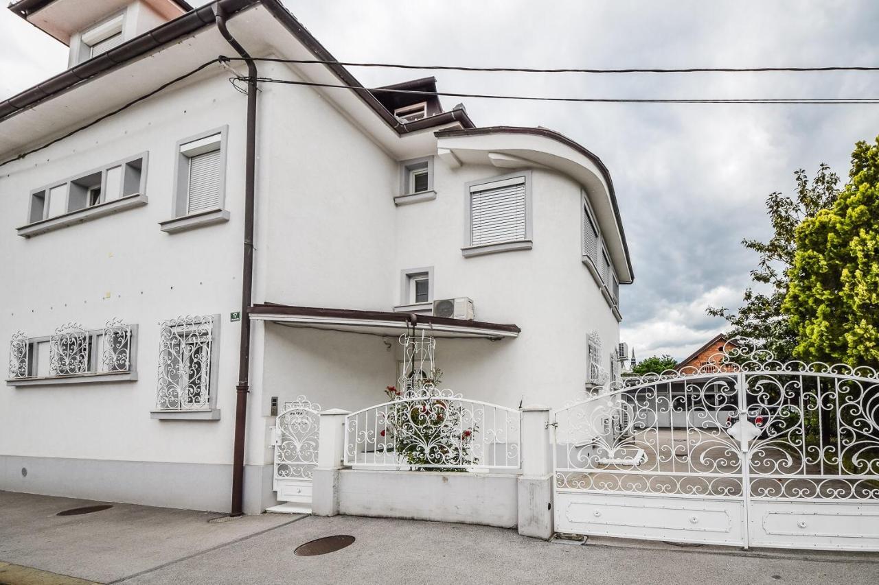 Kavon Apartments Ljubljana Ngoại thất bức ảnh